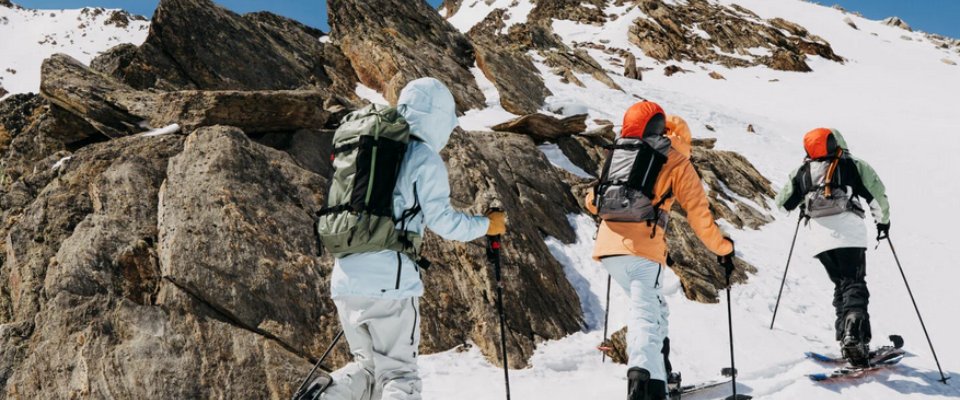 Cabin Fever oficial Burton dealer