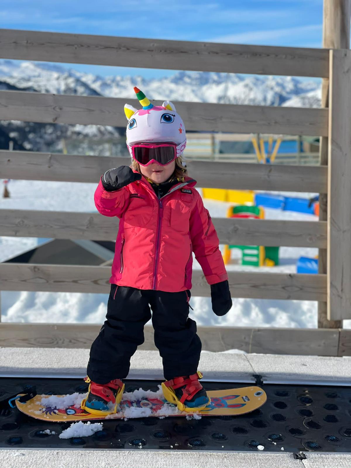 Clases de snowboard para niños